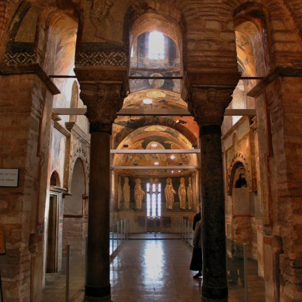 Ξενάγηση και ιστορικός περίπατος για γκρουπ έως 20 άτομα
